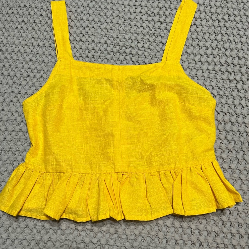 Cute crop top